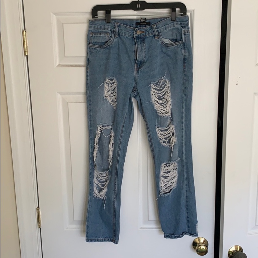 Distressed Forever 21 boyfriend jeans